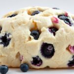 Blueberry fluffy cottage cheese cloud bread